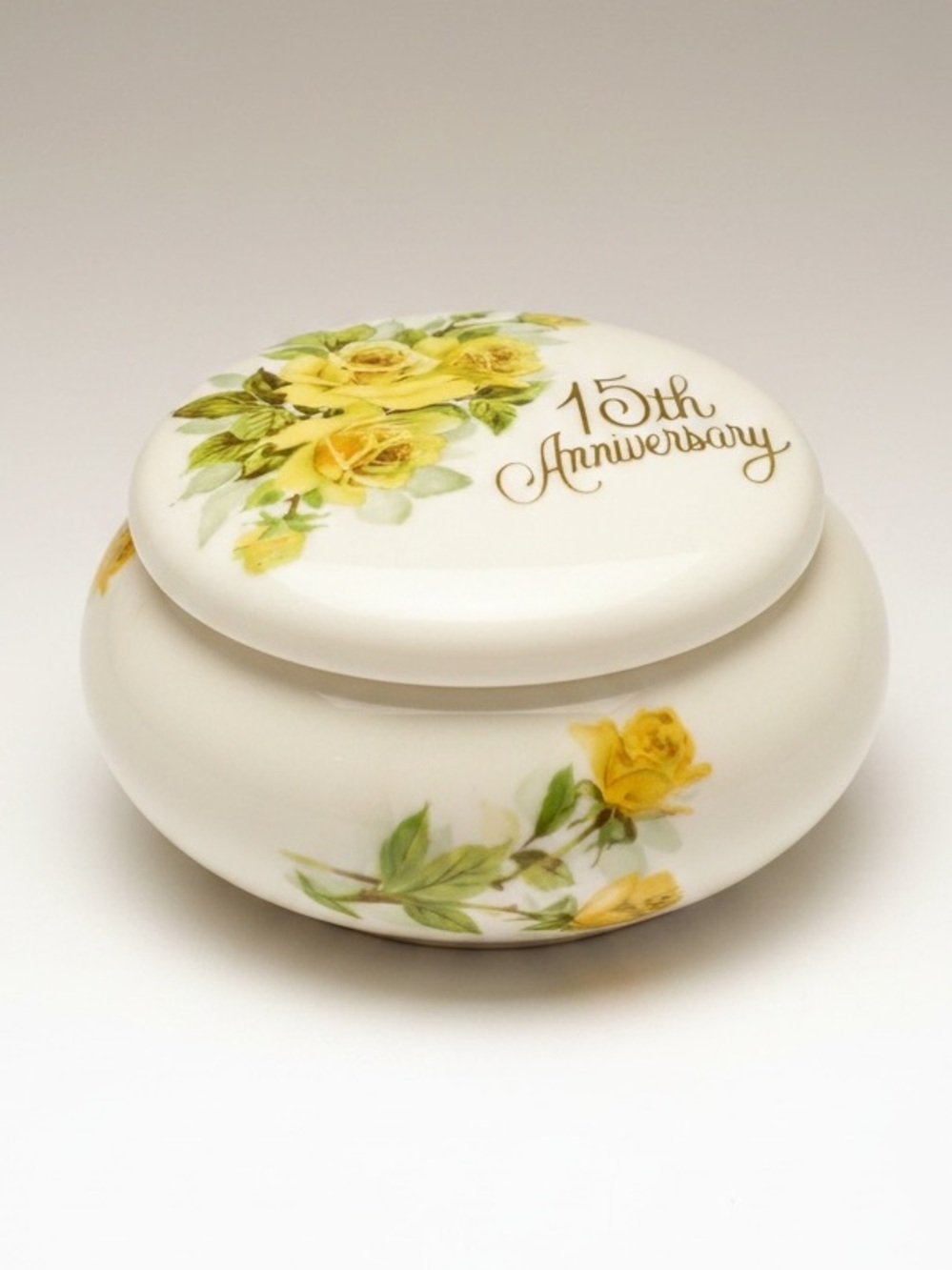 Vintage Saji Japan Fine China 15th Anniversary Trinket Box Yellow Roses